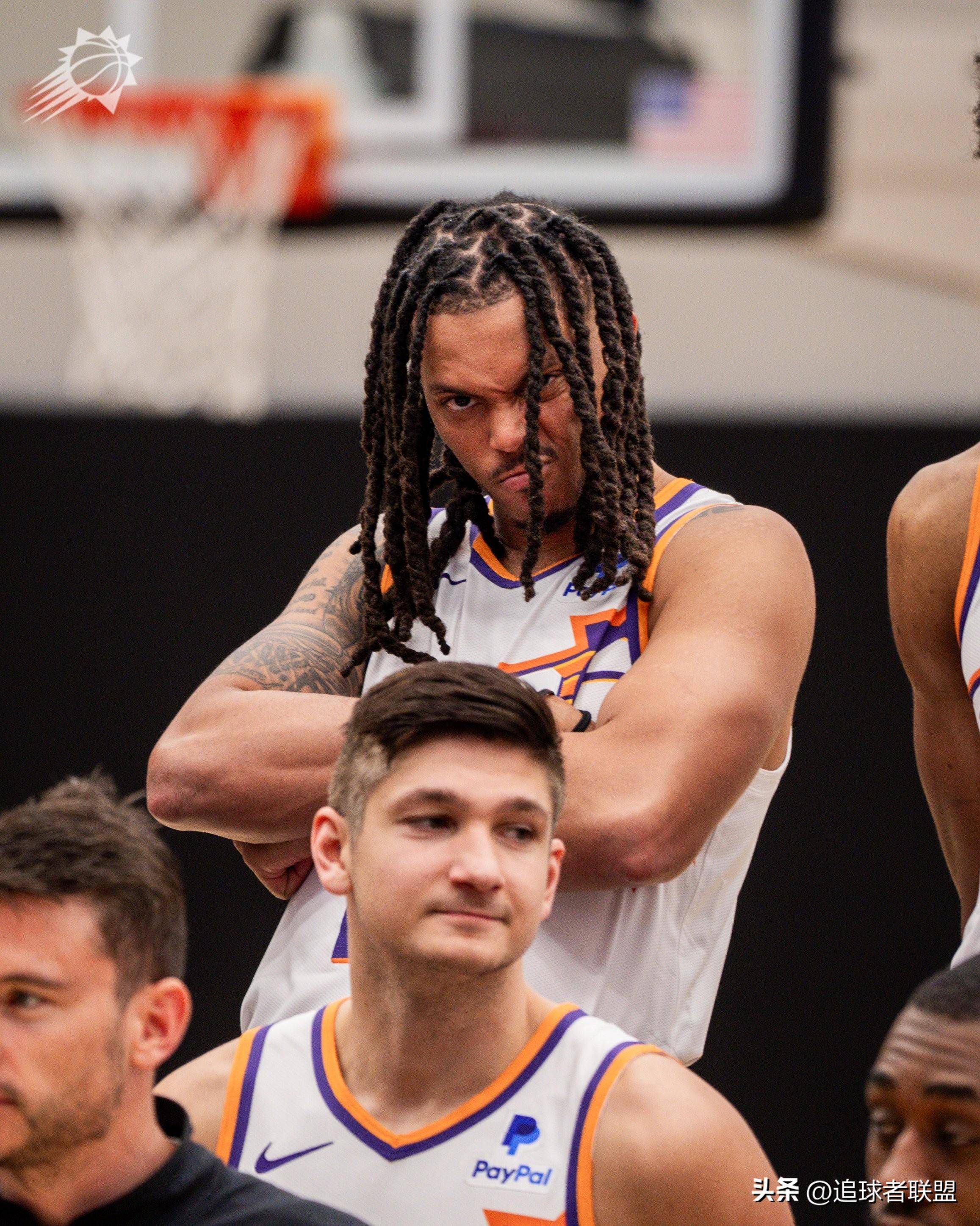 s15全球总决赛-新奥尔良鹈鹕发布备战花絮，今晚完成体检，足总杯任务艰巨，资深球员宣示担当