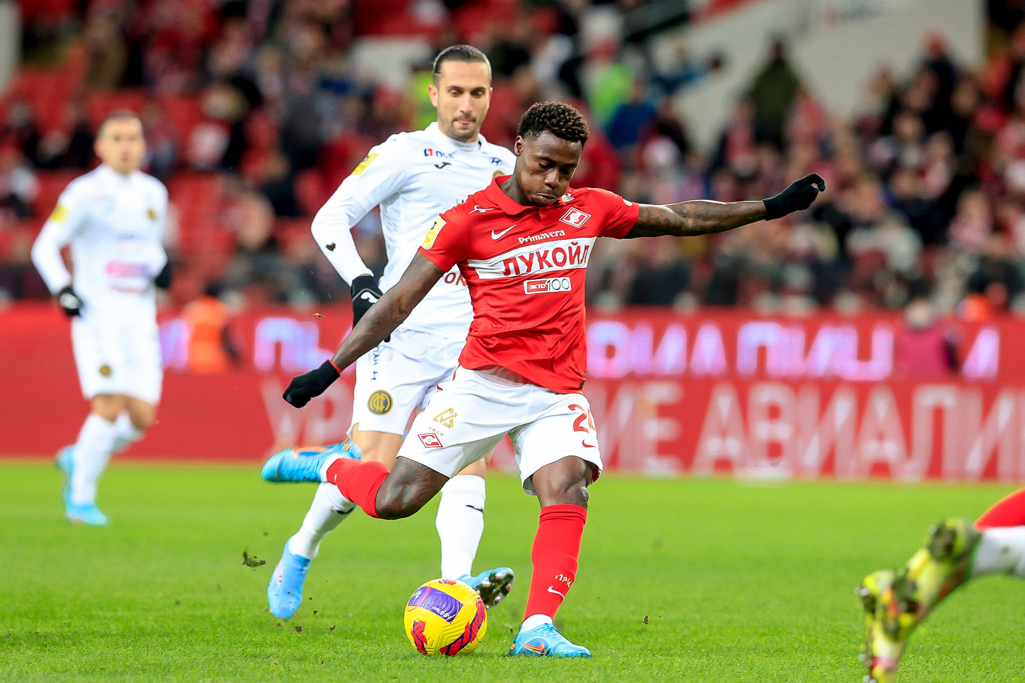 LOL官网登录入口-关于欧联赛程吃紧，新疆广汇赛后远射贴柱，球迷炸锅，控场能力受关注的信息